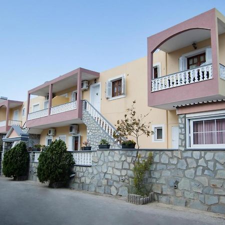 Апартаменты Roumeliotis House Карпатос Экстерьер фото